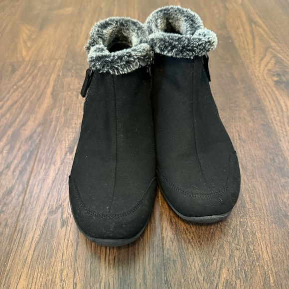 Easy Spirit Elinot Faux Fur Black Ankle Boots Women’s Size 7 - Picture 5 of 8